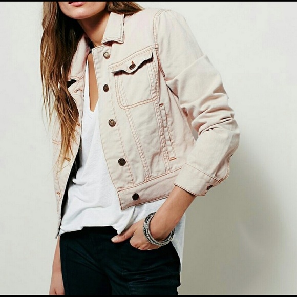 FREE PEOPLE fitted denim jacket Size Medium